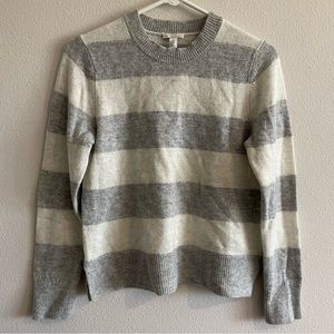 NWT Gap Crewneck Striped Sweater Wool-Blend Women’s Small Grey and White